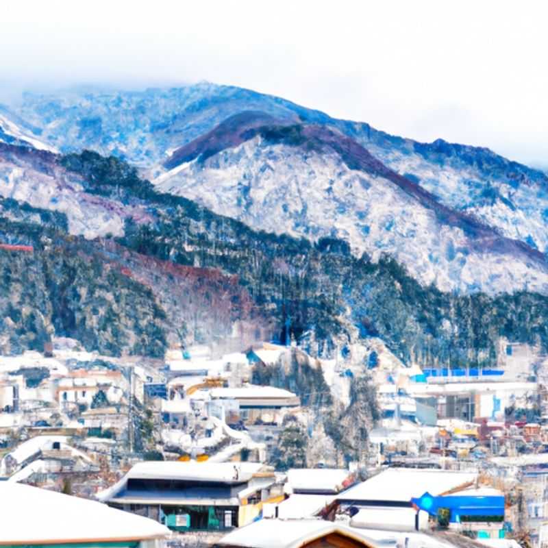Une famille savoure une escapade au ski de 3 jours dans la station thermale enneigée de Nozawa Onsen, au Japon, les enfants s'amusant dans la neige immaculée pendant la saison de ski.